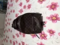 有一女士双肩背包出售