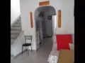 近大成地鐵站有套房屋出租共三層(私人排屋)。院內可免費停車.