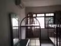 油池地鐵站有男搭房，房間乾淨寬敞，餐廳超市，5分鐘到地鐵站，