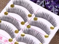 長期出售價格優惠:床墊20,吸頂燈20,型號x6假睫毛6.