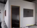 专业为二房东隔间，价钱绝对合理，做工时不影响邻居，可以做通风窗户，不打洞。 无噪