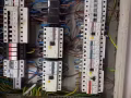 專業電工:安裝燈具.風扇.熱水器.插座.布線.線路檢測.跳電 98922390