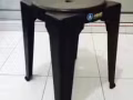 橙子、椅子、桌子