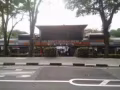 中巴魯地鐵站旁邊