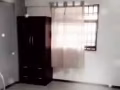 只限一位女性