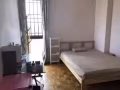 玛丽蒙黄线地铁站附近公寓超大普通房短租