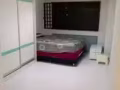 低价出租, 湖畔MRT 三室一厅空调房---2200（可商） ---包网