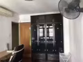 先驱地铁站，3分钟，靠近免费接驳校车去NTU