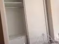 近萬國地鐵站