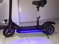 新买电板车忍痛卖