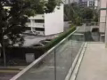 花拉公园2房公寓2700，无中介费，3分钟到地铁站！  可以马上入住 ！  电话