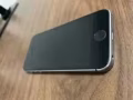 S$210齣售九成新二手iPhone SE 64 G。space gray