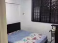 新拿房子，靠近地铁站只需3—4分钟，现招男搭房，夫妻房！
