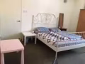 搬家便宜出售 床 衣柜 饭桌 微波炉 隔间屏风 沙发 书桌 鞋架 窗式空调