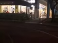 湖畔地铁站附近，男搭房，下铺，冷气不限时