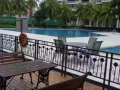 Lorong Chuan 罗弄泉MRT步行2分钟公寓大普通房随时入住
