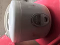 紅山有兩個電飯煲出售