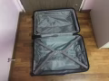出售一个拉杆式行李箱24寸，$20，义顺自取！