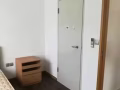 马上入住两个卧室带两个大床型私人公寓芽笼26巷靠近阿裕尼和达科达地铁站游泳池停车
