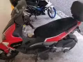 摩托车