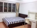 文庆Boon Keng MRT大主人房。  步行去地铁站5分钟，楼下很多巴士，