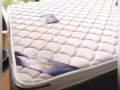 出售一個軟硬適中的床墊