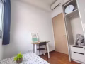 花拉公园 豪华公寓出租 设施齐全 可住两人 提供全套家私 可合法报地址 带保洁