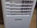 出售九成新移动空调和电脑桌