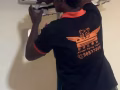 新加坡最低价！！提供24专业为你服务 空调飞虎队帮你清洗维修 咨询：8281 1189