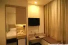 月薪$2100以上 - 聘请房间服务员