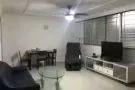后港对面MRT Hougang Mall，有一女床位出租