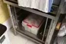 出售歺饮业二手不锈钢电冰箱、工作台，电烤箱、货物柜