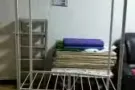 凉衣服架架20铝合金的，还有放化妆品架10新。要了连系我：864872