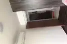 近红线卡迪地铁站走路10分钟路程，大牌506A新房有普通房出租，水电费网络全包，