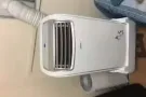 全新移动空调出售300新币