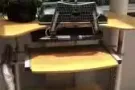 九成新电脑桌 可以送货