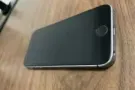 S$210出售九成新二手iPhone SE 64 G。space gray
