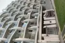 亚龙14巷升松超市对面白色新公寓有超大间主人房和普通间出租，可报地址