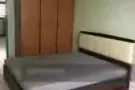 油池高层通风干净大主人房出租