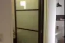 安装维修组屋公寓门，组屋门 ，玻璃门，推拉门，安装各种锁,五金件，窗帘杆，衣架。