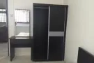 油池单间出租……