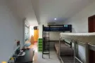 半独立洋房主人房，碧山地铁站走路5分钟