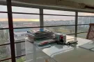 工作室小办公室＋小货仓货停门口. Pioneer MRT