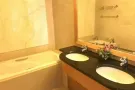 [出租] 【Orchard MRT】高级公寓主人房出租【独立卫生间】