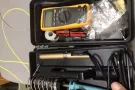 电工师傅进来看