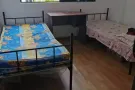 近吧耶里吧地铁主人房，普通房，男女搭房出租，电82677141