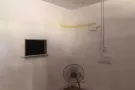 专业处理各种房屋漏水 老房子翻新 各种油漆 真石漆 地坪漆
