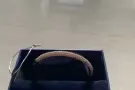 因为回国，很多东西带不了，所以便宜出售。都是正品