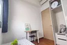 花拉公园 豪华公寓出租 设施齐全 可住两人 提供全套家私 可合法报地址 带保洁