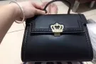项链手链包包出售